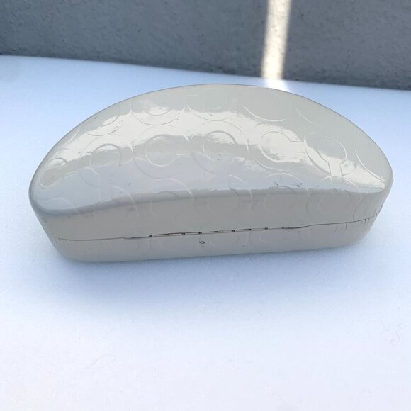 Coach White Leather Signature Logo Clamshell Eyeglass Case With Brown Interior - Picture 3 of 4